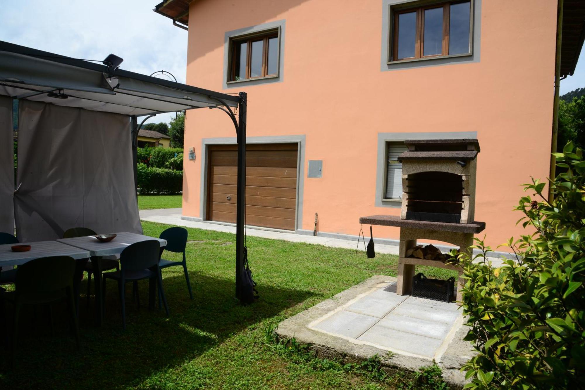 Casa Hydrangea Con Piscina E Giardino Vila Bagni di Lucca Exterior foto