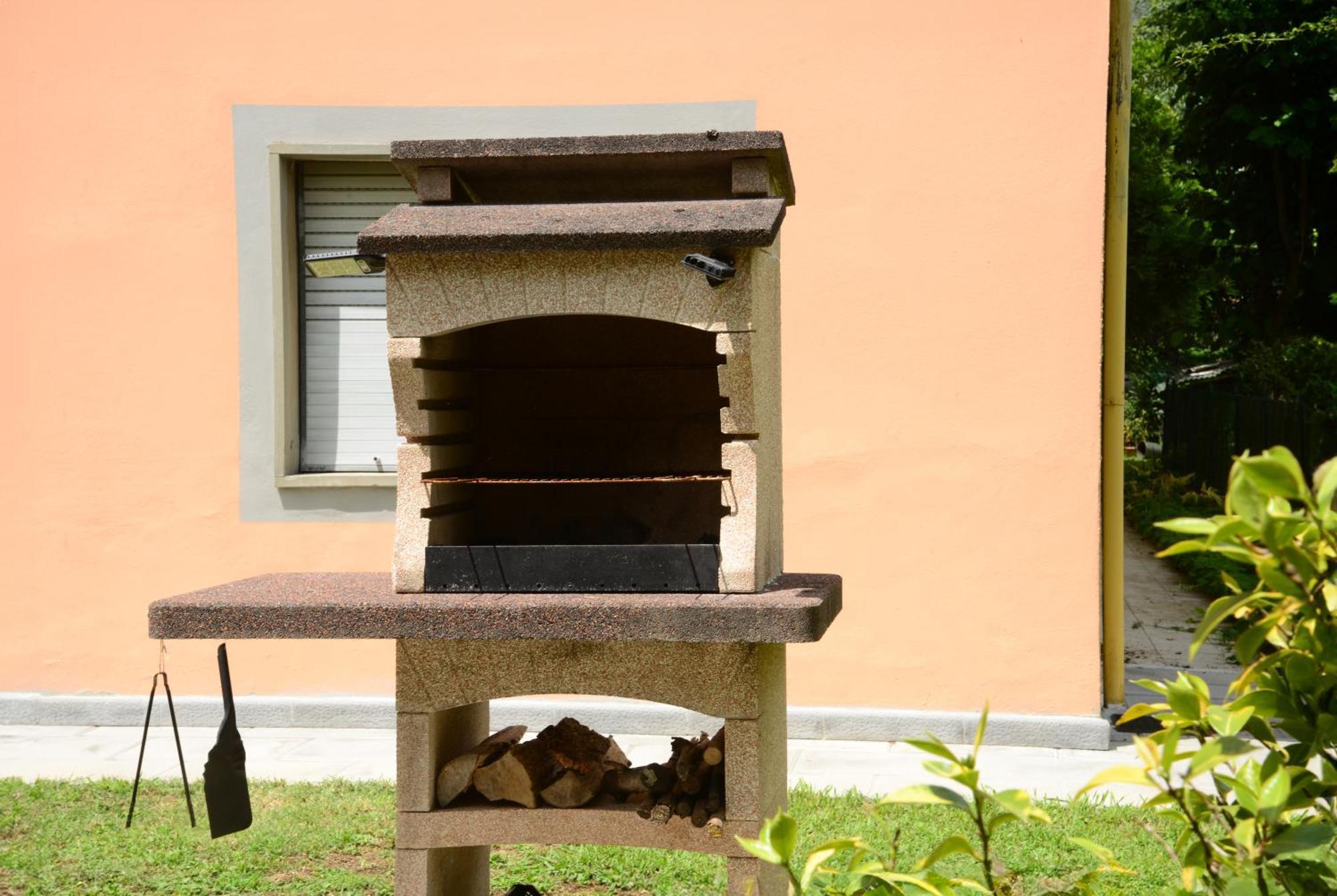 Casa Hydrangea Con Piscina E Giardino Vila Bagni di Lucca Exterior foto